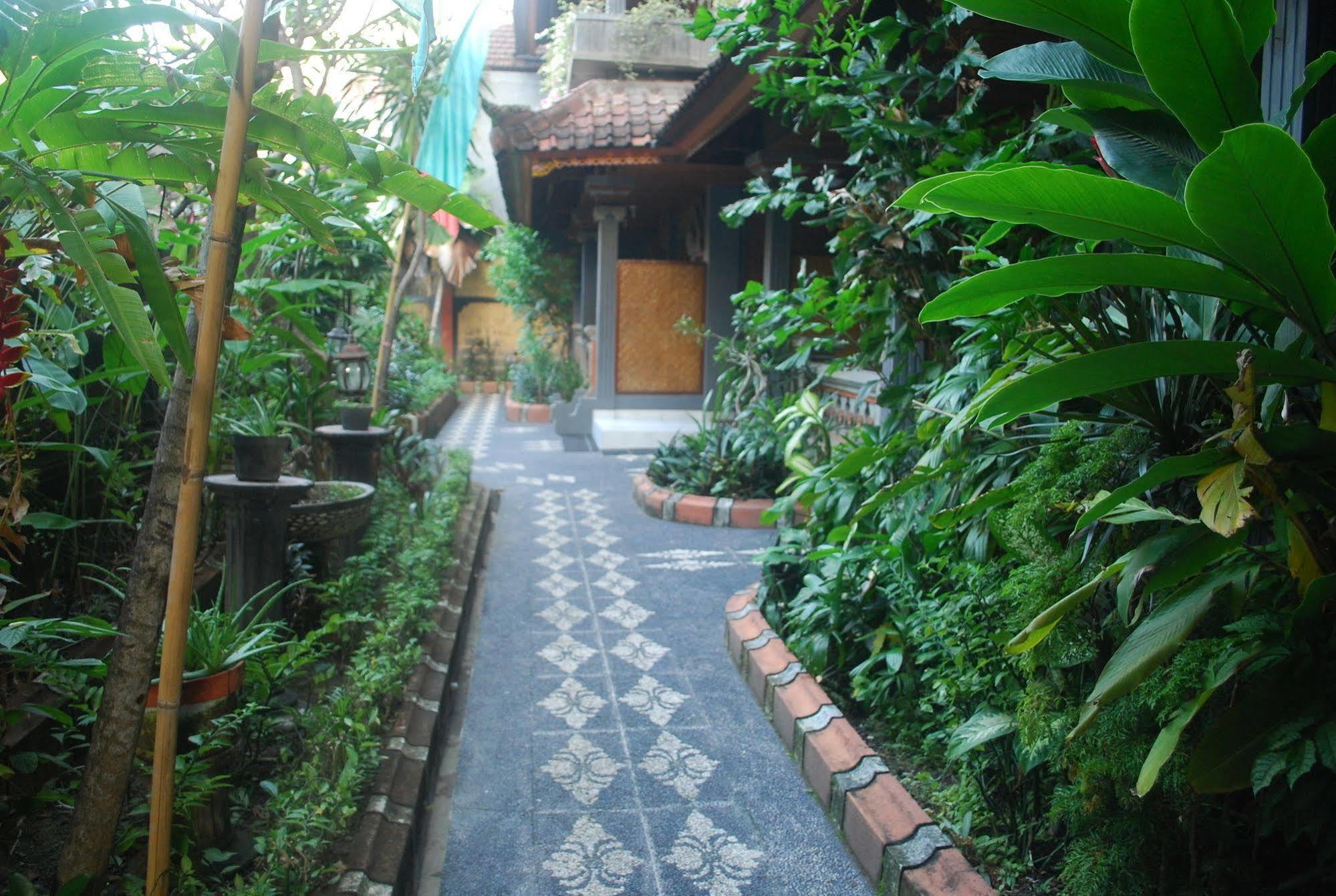 Hotel Sorga Cottages Kuta  Luaran gambar